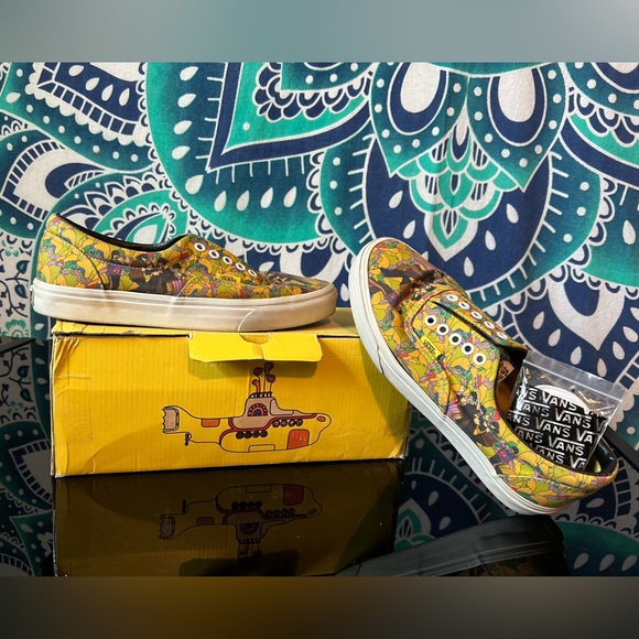 Vans Yellow Submarine - Picture 2 of 9